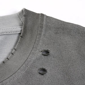 Pull tricoté tie-dye à manches longues pour homme, col rond, coupe oversize, décontracté, pour l'automne, avec dégradé de couleurs et design découpé - Product Image 2
