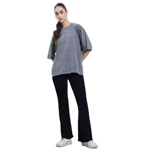 Camiseta de Mujer con Lavado Ácido, Corte Regular, Estilo Urbano Informal, Personalizable OEM, Marca Privada, Estilo Vintage, Ligera, Ecológica, para Verano - Product Image 3