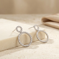 Boucles d'oreilles pendantes à double cercle en or 10K avec diamant de laboratoire couleur EF taille brillant, style minimaliste et tendance