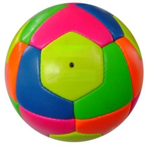 Balón de Fútbol de PVC Brillante Cosido a Mano, Balón de Entrenamiento con Logotipo Personalizado, con Cámara de Retención de Aire Duradera, Fabricante OEM - Product Image 4