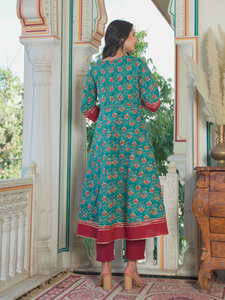 Kurta Anarkali à imprimé floral Kantha, en coton, couleur turquoise, style évasé, ethnique, traditionnel, décontracté, été, séchage rapide, matériaux recyclés, pour femmes - Product Image 3