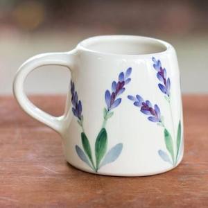 แก้วกาแฟเซรามิคลายดอกไม้สไตล์มินิมอล ผิวสัมผัสลายจุด ทนทาน จับถนัดมือ เหมาะสำหรับชา กาแฟ ใช้ในบ้าน สำนักงาน หรือเป็นของขวัญ - Product Image 4