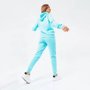 Chándales Deportivos para Mujer Personalizados de Buena Calidad, Transpirables, Modernos y Cómodos - Product Image 5