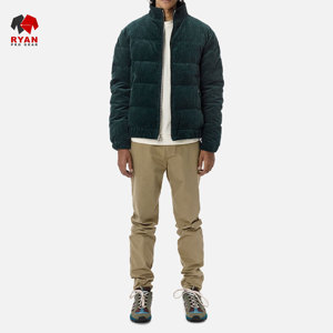 เสื้อแจ็คเก็ตพัฟเฟอร์คุณภาพสูงแบบสั่งทำพิเศษสำหรับผู้ชาย วัยรุ่น และเด็ก  ออกแบบสีและโลโก้ได้ตามต้องการ ป้องกันรอยยับ - Product Image 5