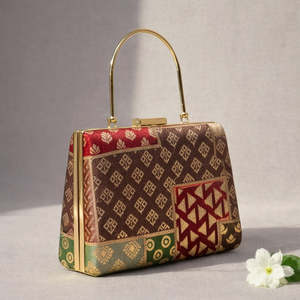 Pochette de Soirée de Luxe en Tissu Brocart Marron, Motifs Ethniques Variés, pour Femmes, Idéale pour les Occasions Festives - Product Image 5