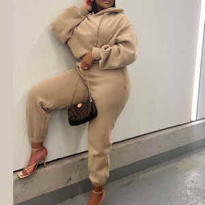 ชุดเซ็ตเสื้อครอปฮู้ดดี้และกางเกงวอร์มสำหรับผู้หญิง แบบซิป ใส่ได้ทุกฤดู - Product Image 3