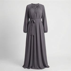 Abaya élégante pour femmes, dernier design personnalisé en polyester léger, col en V, mode islamique modeste, vente en gros - Product Image 1