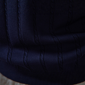 Gilet en tricot sans manches pour homme, col en V, couleur unie, vêtement d'automne, coupe confortable, épaisseur standard, 100% acrylique - Product Image 5