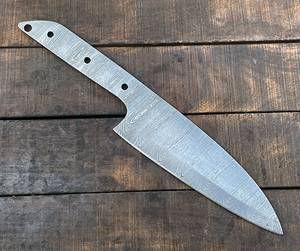 Cuchillo de Chef Artesanal Personalizado de Acero de Damasco con Hoja Entera y Punta Caída, Cuchillo Utilitario con Mango de Acero al Carbono de Grado Industrial - Product Image 3