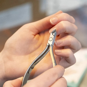 D-04 Alicates para Cutículas de Marca Privada, Acero Inoxidable Japonés, Alicates para Cortar Cutículas de Uñas, Alicates para Manicura - Product Image 4
