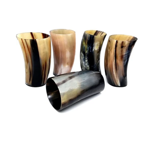Chope à bière artisanale en corne de buffle, durable, écologique, fabriquée en Inde, design antique - Product Image 1