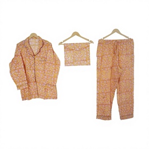 Ensemble de pyjama en coton pour femmes fait à la main léger imprimé fleuri chemise de nuit doux été automne vêtements de nuit pour le cadeau de printemps pour elle - Product Image 1