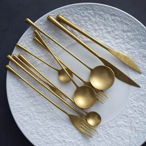 Modern <b>Square</b> Head Gold Stainless Steel Cutlery <b>Set</b> Custom Handmade Luxury Dinnerware Knife Fork Spoon Kitchen Tableware - Product Image 3