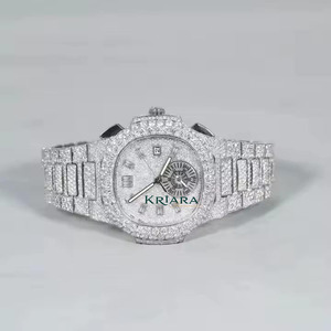Montre de luxe en quartz avec cadran à chiffres romains entièrement sertie de diamants Moissanite, bracelet en acier inoxydable, montre unisexe - Product Image 1