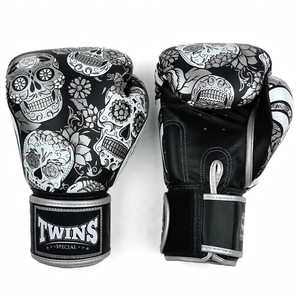 Gants de boxe en cuir personnalisés bleus, dernières arrivées, avec sangles réglables auto-agrippantes pour le kick-boxing et les arts martiaux - Product Image 4
