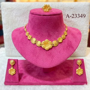 ชุดเครื่องประดับ MOLL JEWELLERS ล่าสุด สร้อยคอและต่างหูรูปดอกไม้ชุบทอง 24K แบบอินเดีย ประดับเพชรซิร์คอน สำหรับผู้หญิง เหมาะสำหรับงานแต่งงานและเป็นของขวัญ - Product Image 4