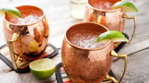 Ensemble de 4 tasses à Moscow Mule en cuivre pour cadeaux d'entreprise, tasses à bière de haute qualité, tasses à Moscow Mule en cuivre. Artisanat indien pour la maison. - Product Image 5