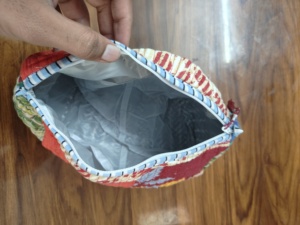 Corn husk clutch pouch Durable makeup pouch wholesale Soft portable puffer bag Lightweight cosmetic casecaseble Wholesale - Product Image 1