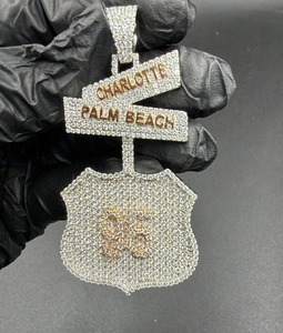 Pendentif Moissanite Personnalisé Palm Beach Charlotte, Bijou de Luxe Hip Hop Iced Out pour Hommes - Product Image 1