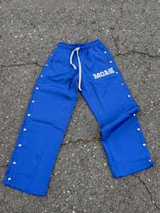 กางเกงคาร์โก้กระดุมสแนปสีดำ |   กางเกงพาราชูทแต่งแถบโลหะด้านข้าง |   กางเกงจ็อกเกอร์สตรีทแวร์ | ผู้ผลิตเสื้อผ้าแฟชั่นแบบ OEM ฉลากส่วนตัวตามสั่ง - Product Image 2