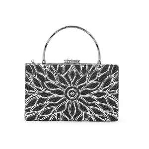 P24257คลัทช์ผู้หญิงสีดำของเจ้าสาว - Product Image 1