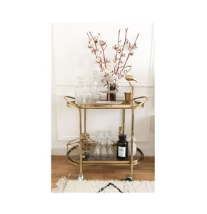 Chariot à boissons en laiton de style moderne du milieu du siècle, station de service mobile de luxe pour spiritueux avec étagères en verre transparent et cadre arrondi - Product Image 3