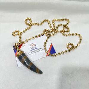 Colgante de Joyería con Amuleto de Cuerno de Búfalo con Efecto de Fuego Tribal para Mujer, Acabado Pulido con Patrón Realista de Tigre y Leopardo - Product Image 5