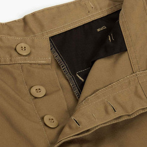Pantalon cargo homme de qualité supérieure, fabriqué au Pakistan, très vendu, style streetwear, couleur unie. - Product Image 4