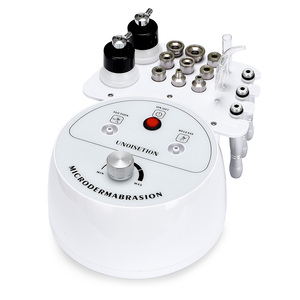 Dispositivo 3 en 1 de Limpieza Profunda para el Cuidado Facial - Product Image 1