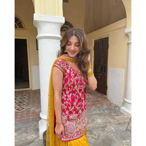 Fancy Top-Patiala y Dupatta para mujer Conjunto de traje de trabajo de secuencia de bordado pesado - Product Image 6