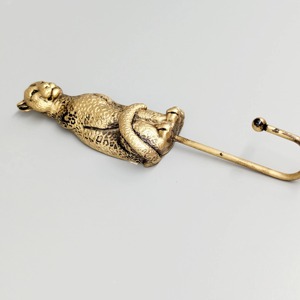 Gancho de pared de metal con forma de leopardo artístico, colgador decorativo elegante, adecuado para llaves, bolsos, toallas y decoración interior única para el hogar - Product Image 5