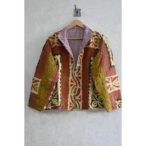 Chaqueta Lavinas Khambadiya Bordada de Algodón Transpirable, Acolchada y de Secado Rápido, Hecha a Mano, Estilo Boho, con Parches Indios Vintage - Product Image 1