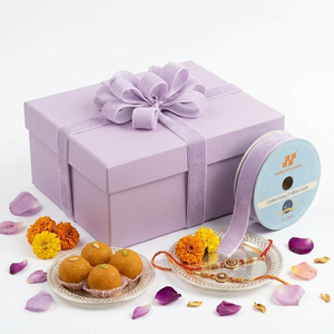 Cinta de Terciopelo de Una Cara Color Lavanda Pálido de 12 mm, Rollo de 50 Yardas para Envolver Regalos de Rakshabandhan, Decoración de Rakhi, Personalizable al por Mayor - Product Image 1