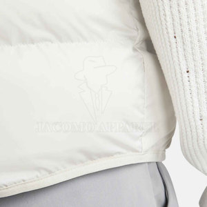 Chaleco acolchado ligero para hombre, ideal para invierno, actividades al aire libre, senderismo, viajes y clima frío, con relleno térmico suave. - Product Image 6