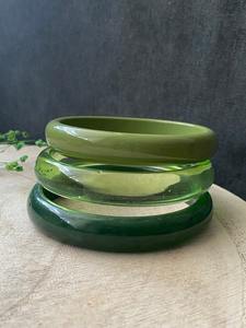 Elegante Brazalete de Resina con Perla - Decoración Colorida para el Hogar y Regalo Especial para Mujeres en Días Festivos - Product Image 4