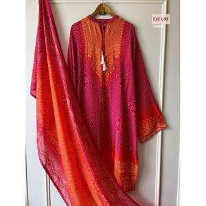 Conjuntos de diseñador para mujer Pure Chinon Silk Top Plazzo Dupatta para ropa de fiesta - Product Image 5