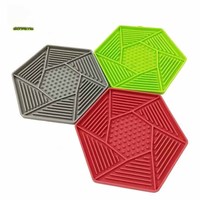 Tapis à lécher carré professionnel en silicone imperméable pour chiens Happy Pet, grande taille, couleur personnalisée et design original, aide à l'alimentation lente
