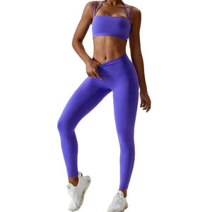 Ensemble de yoga pour femmes en matière douce, léger, sans manches, taille élastique, design de haute qualité, très demandé. - Product Image 1