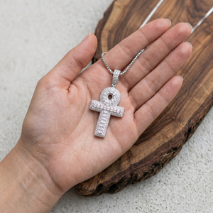 Pendentif Croix Ankh Hip Hop Personnalisé en Argent 925 avec Moissanite Baguette - Product Image 1