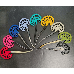 Bâtonnet à cheveux en corne de buffle sculpté, en corne de buffle véritable, pour coiffure féminine et accessoire décoratif, origine Vietnam. - Product Image 1
