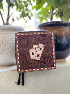 2026 Latest Fashion Hand Tooled Leather Big Storage Box Organizer Handmade Makeup Box Square Cowhide Organizer Box - Product Image 1