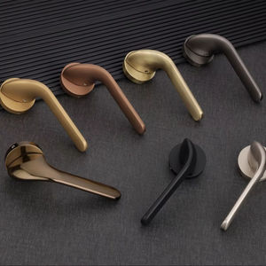 Quincaillerie de mobilier en laiton et zinc de qualité supérieure d'origine indienne, série Divine, pour hôtels de luxe, appartements et immeubles de bureaux modernes - Product Image 1