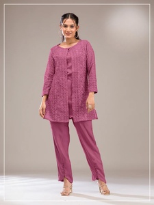 Ensemble 2 pièces en faux georgette Dhwaja Export, taille unique, brodé, prêt à porter - Product Image 1