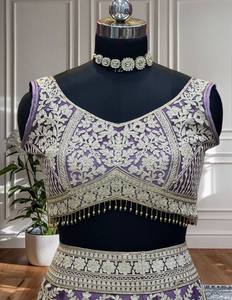 ชุดเลเฮนกาโชลีผ้าตาข่ายปักลายผีเสื้อแบบทันสมัย แห้งเร็ว สีสันสดใส เหมาะสำหรับงานปาร์ตี้ - Product Image 3