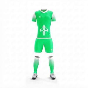 ชุดฟุตบอลพิมพ์ลายแบบ Sublimated พร้อมโลโก้สีขาวสำหรับผู้ชาย วัสดุคุณภาพสูง 100% ทรงปกติ แบบสวมหัว แขนสั้น - Product Image 2