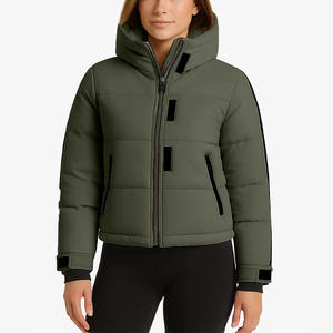 Chaqueta de Invierno Deportiva Verde con Logotipo Personalizado al por Mayor, Chaqueta Acolchada con Capucha Verde para Mujer, Abrigo de Moda Cálido para Invierno - Product Image 1
