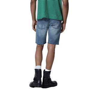 Shorts en jean personnalisés pour hommes, fabriqués en usine OEM, respirants, vintage, coupe droite, avec patch brodé, taille mi-haute, bleu délavé pour l'été - Product Image 3