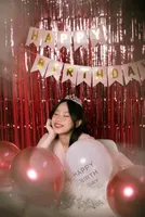 专业生日照片编辑服务，包括皮肤修饰、色彩校正和背景增强，价格优惠