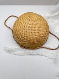 Panier en bambou tressé vintage avec poignées, panier utilitaire tissé à la main, rangement de cuisine rustique, décoration en osier naturel, fournisseur en gros - Product Image 2