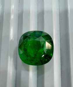 8 quilates de tsavorita natural verde, granate suelto, piedra limpia de alta calidad para fabricación de joyas, suministro al por mayor a granel - Product Image 2